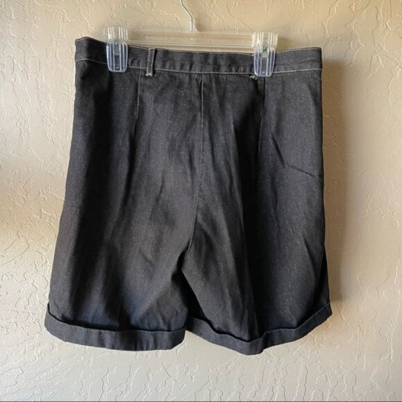 Vintage High Waisted Pleated‎ Mom Shorts - Picture 3 of 11